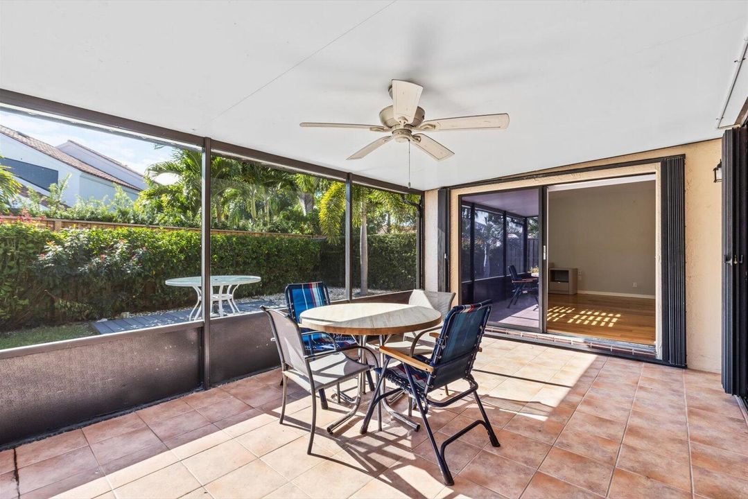 Active With Contract: $595,000 (3 beds, 2 baths, 1761 Square Feet)