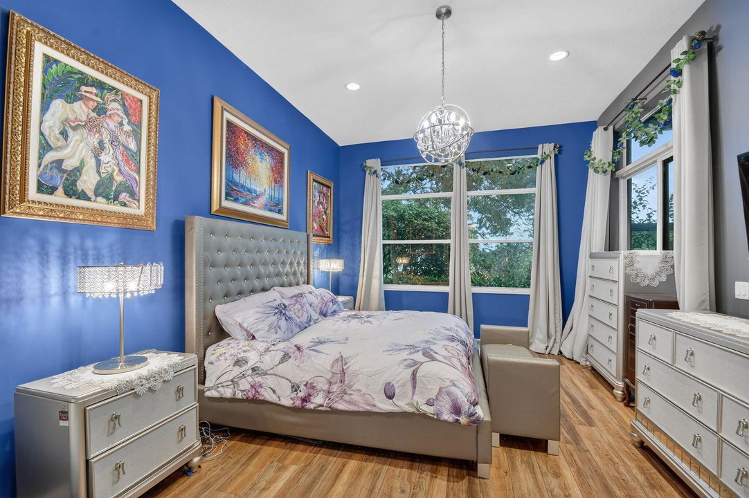 En Venta: $515,000 (2 camas, 2 baños, 2364 Pies cuadrados)