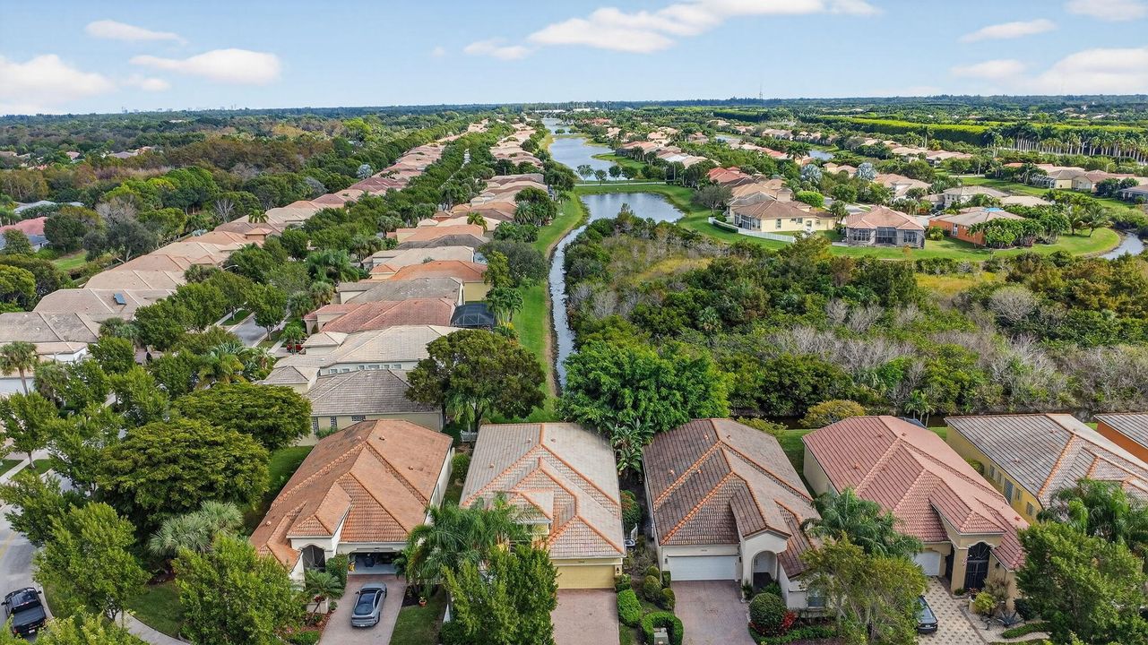 En Venta: $515,000 (2 camas, 2 baños, 2364 Pies cuadrados)