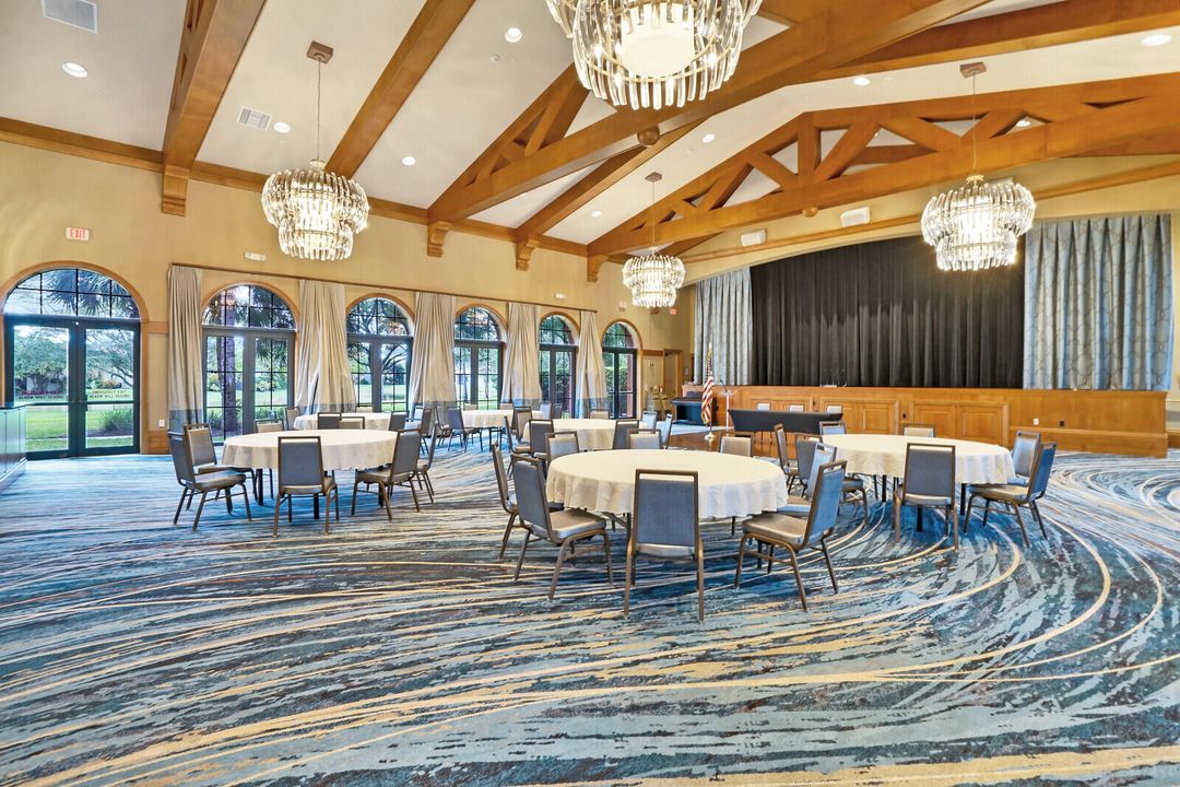 En Venta: $515,000 (2 camas, 2 baños, 2364 Pies cuadrados)