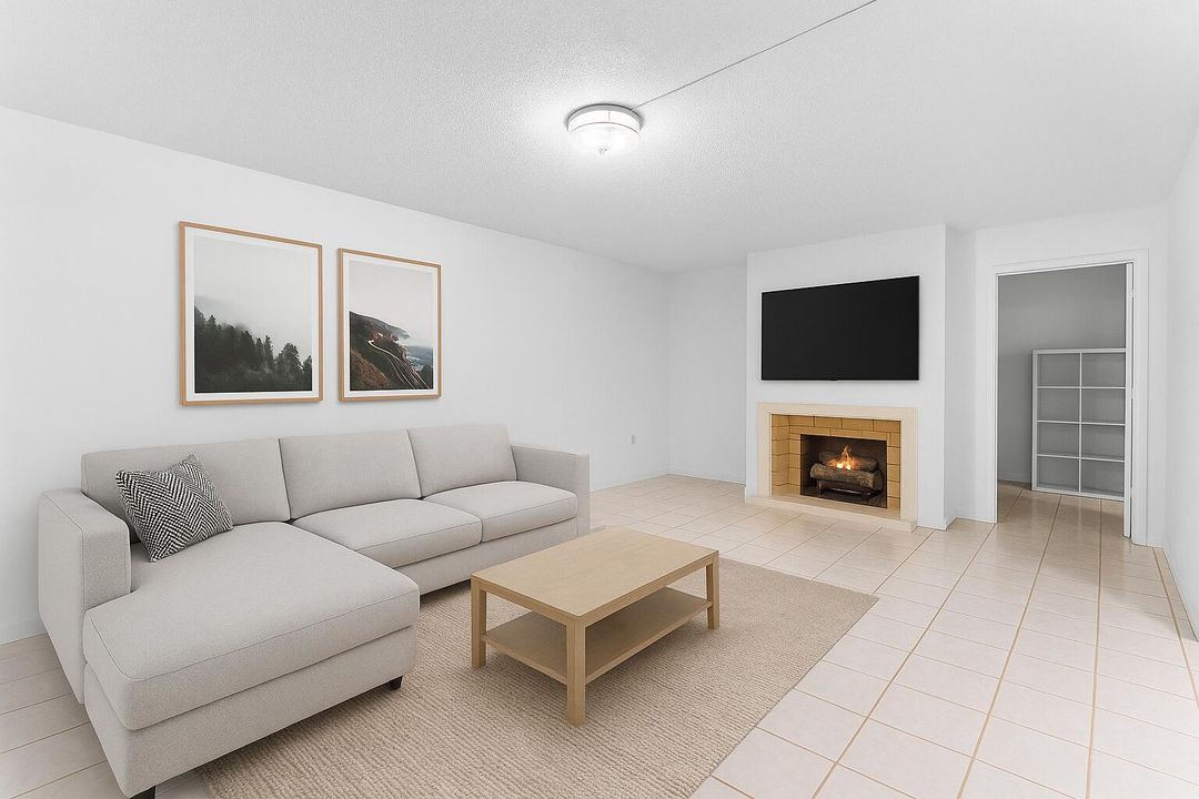 En Venta: $369,900 (2 camas, 2 baños, 1596 Pies cuadrados)