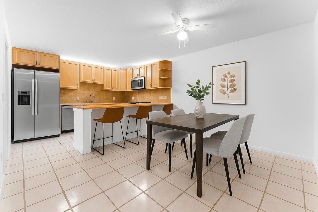 En Venta: $369,900 (2 camas, 2 baños, 1596 Pies cuadrados)