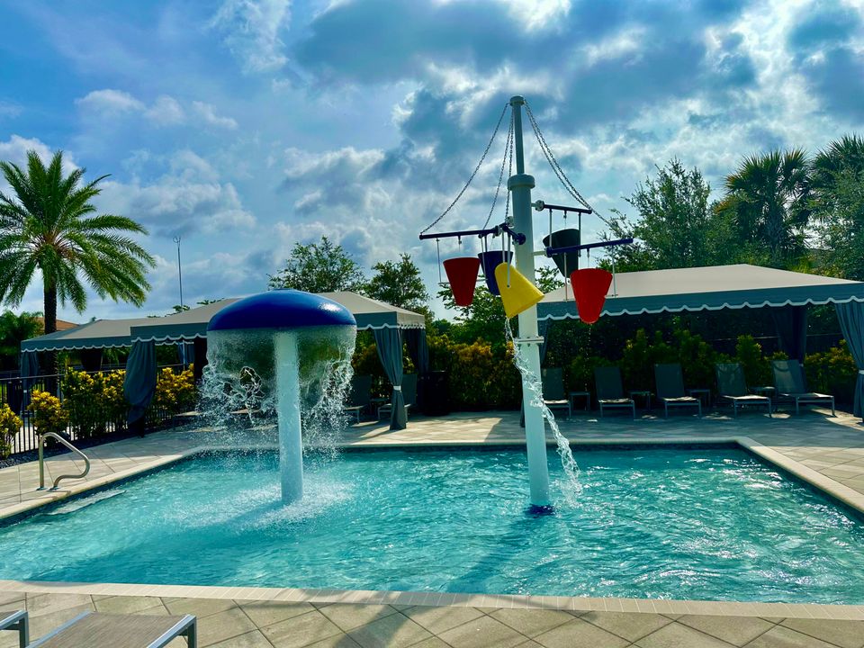 For Rent: $10,000 (6 beds, 5 baths, 4321 Square Feet)