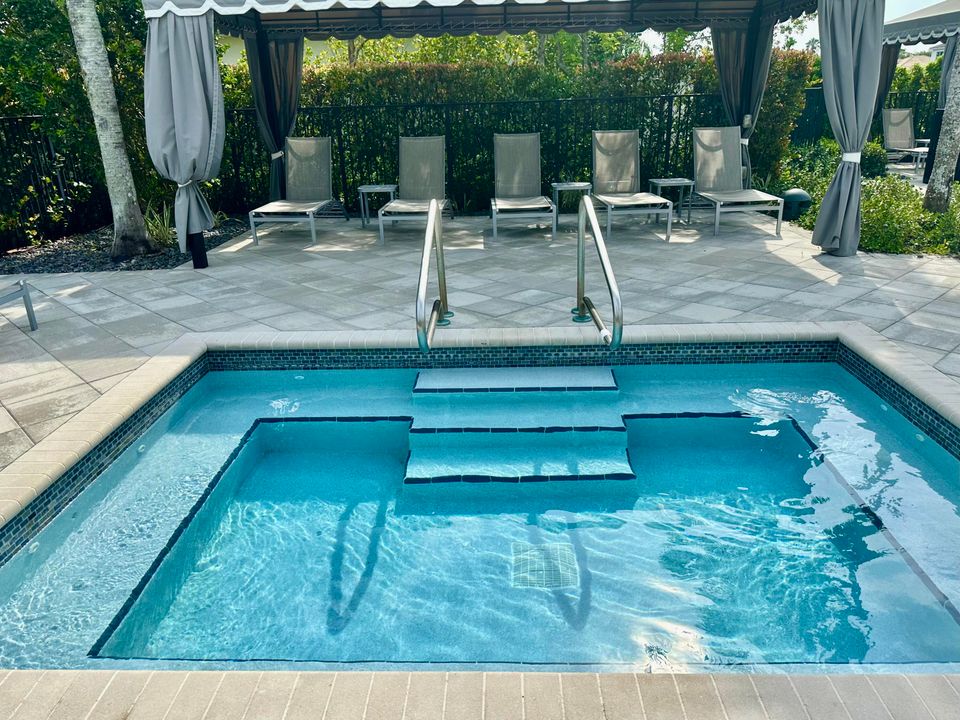 For Rent: $10,000 (6 beds, 5 baths, 4321 Square Feet)