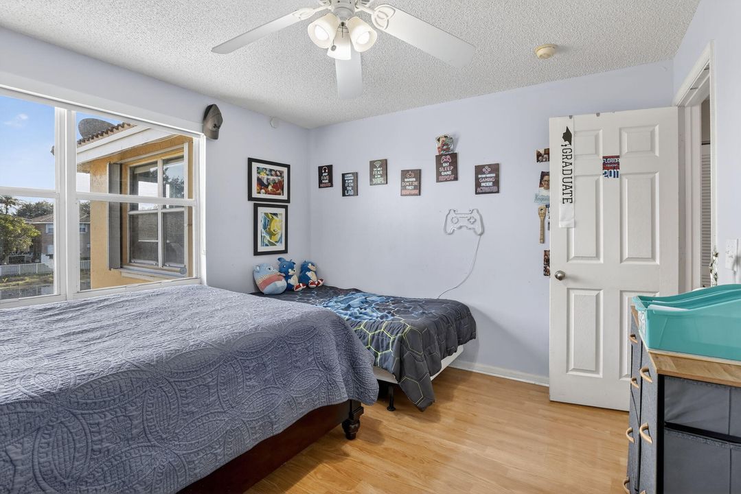 На продажу: $536,000 (3 спален, 2 ванн, 1815 Квадратных фут)