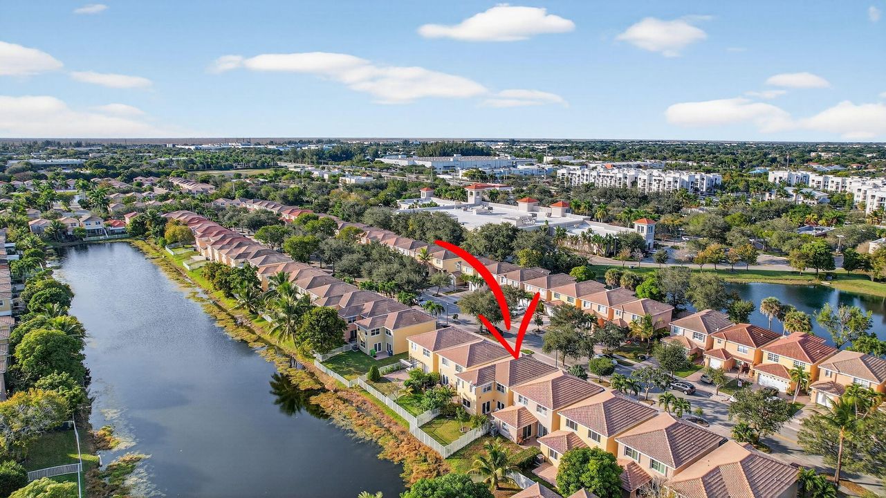 На продажу: $536,000 (3 спален, 2 ванн, 1815 Квадратных фут)