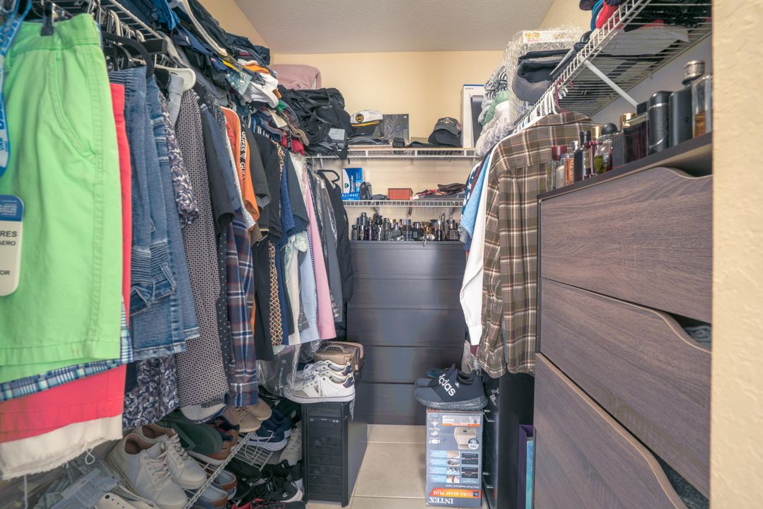 На продажу: $549,000 (4 спален, 2 ванн, 1492 Квадратных фут)