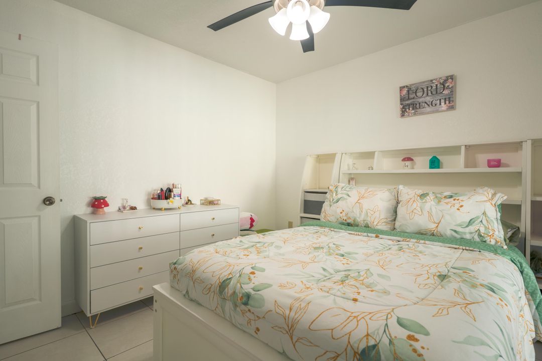 На продажу: $549,000 (4 спален, 2 ванн, 1492 Квадратных фут)