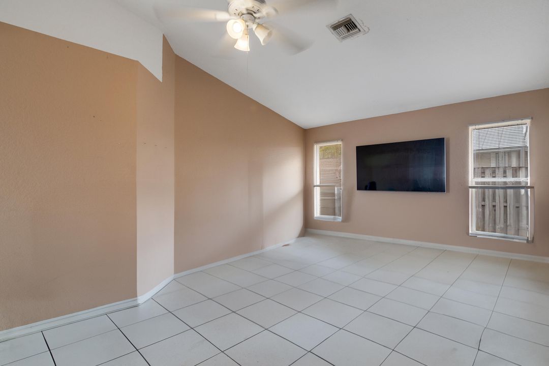 待售: $249,900 (3 贝兹, 2 浴室, 1140 平方英尺)