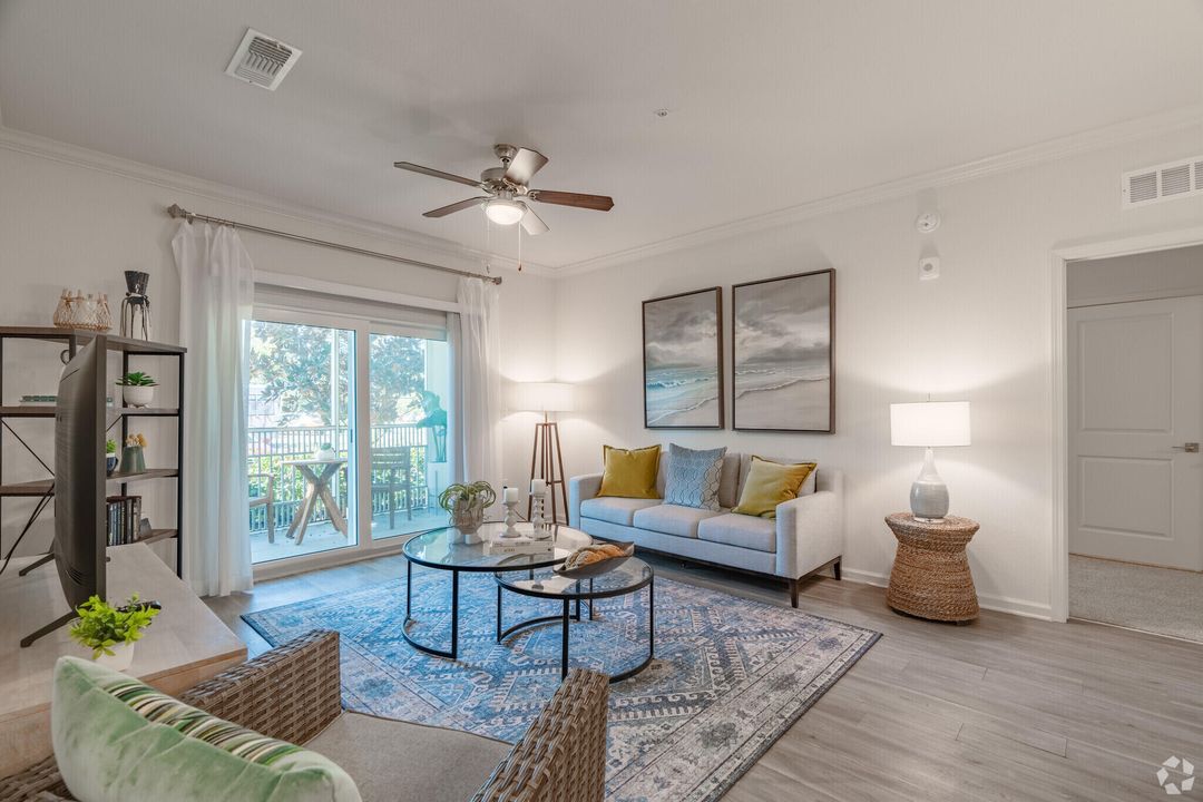 For Rent: $2,975 (2 beds, 2 baths, 1193 Square Feet)