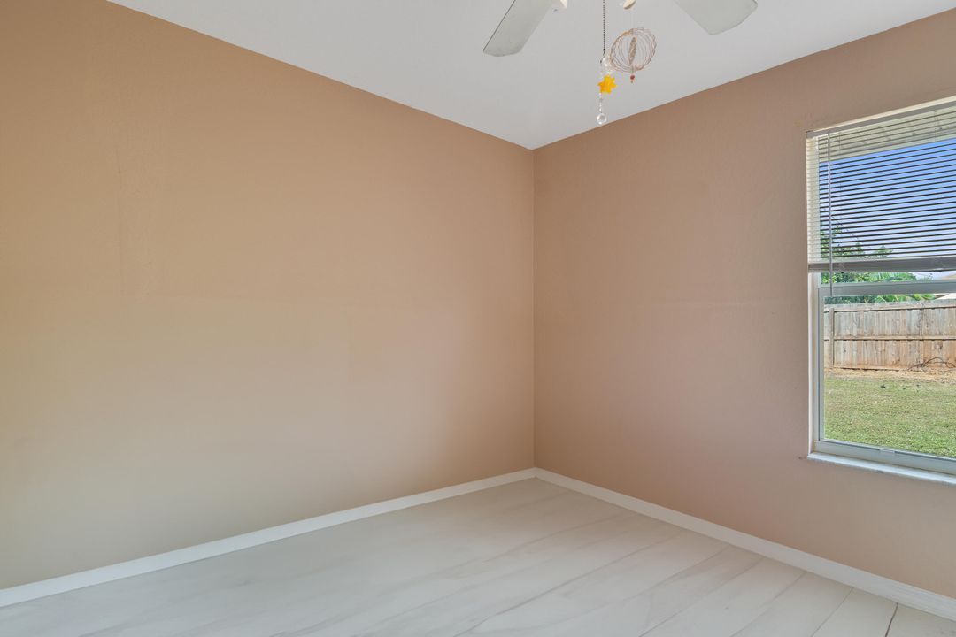 待售: $249,900 (3 贝兹, 2 浴室, 1140 平方英尺)