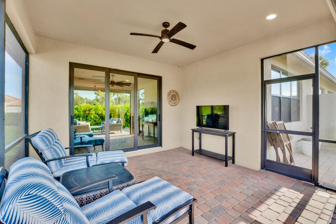 For Sale: $465,000 (2 beds, 2 baths, 1577 Square Feet)