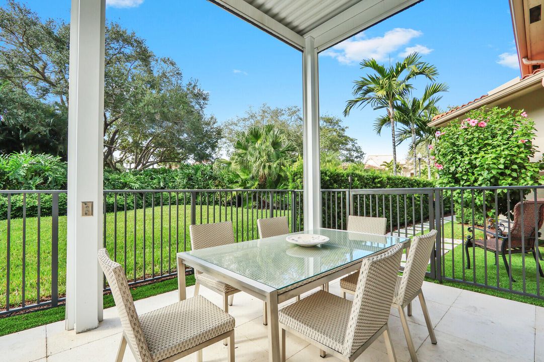 For Sale: $3,595,000 (3 beds, 4 baths, 2616 Square Feet)