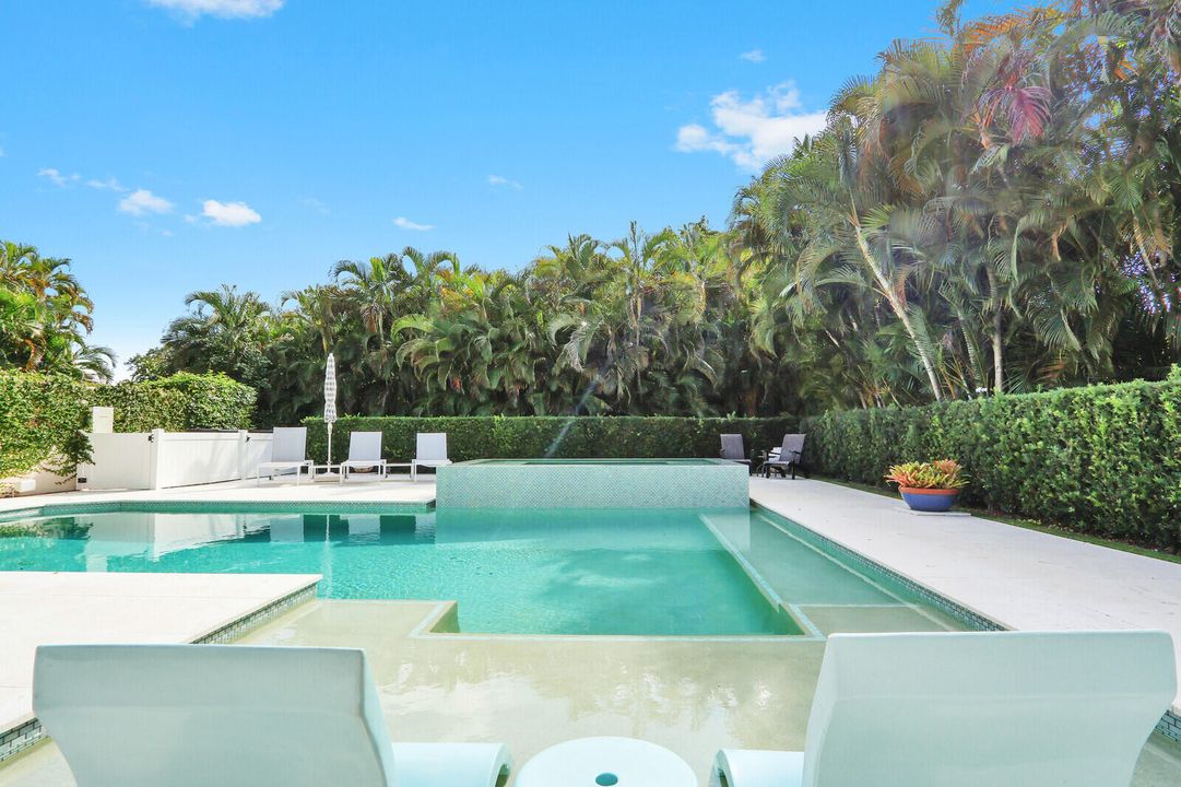 For Sale: $3,595,000 (3 beds, 4 baths, 2616 Square Feet)