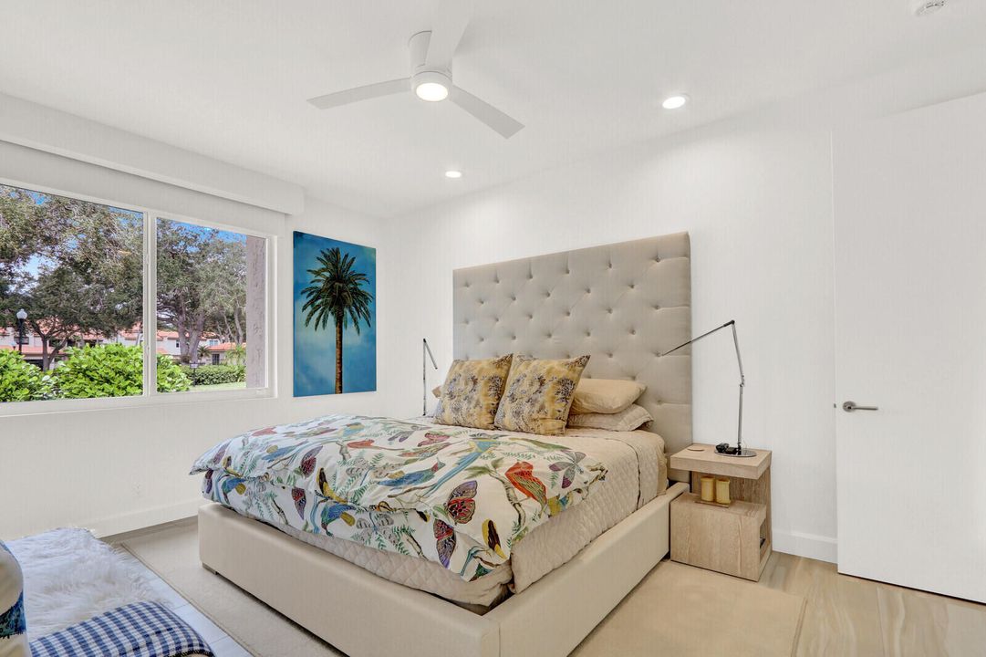 For Sale: $3,595,000 (3 beds, 4 baths, 2616 Square Feet)