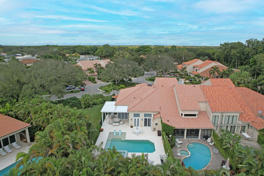 For Sale: $3,595,000 (3 beds, 4 baths, 2616 Square Feet)