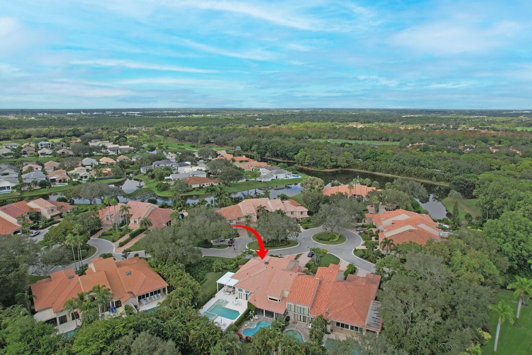 For Sale: $3,595,000 (3 beds, 4 baths, 2616 Square Feet)