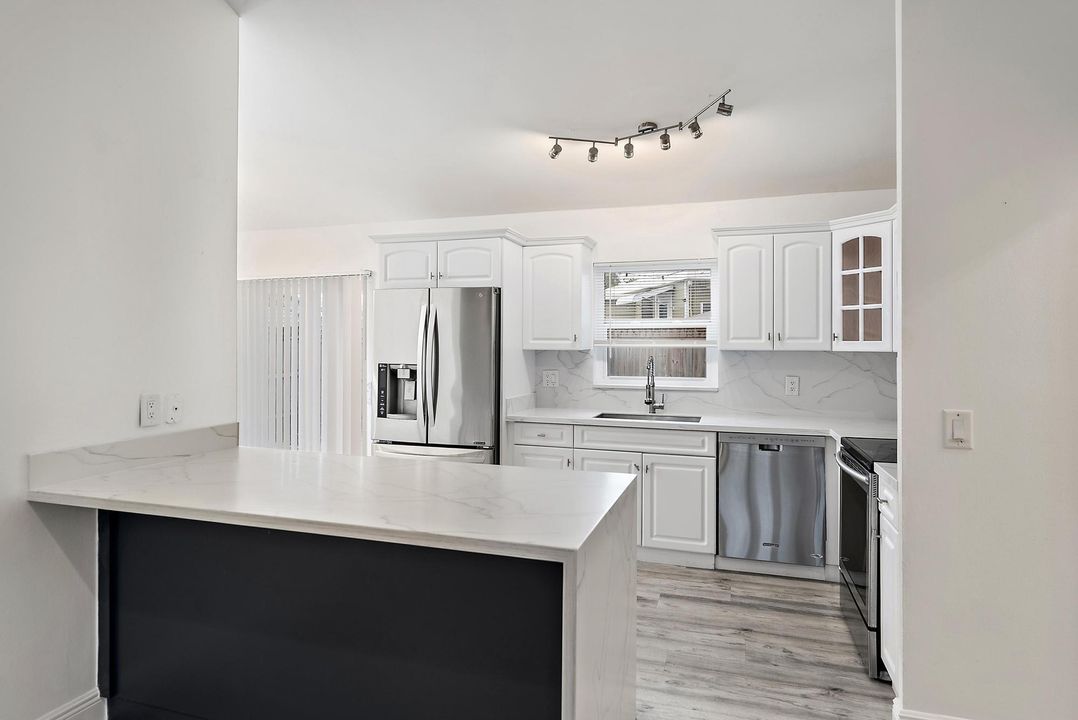 En Renta: $3,300 (3 camas, 2 baños, 1428 Pies cuadrados)