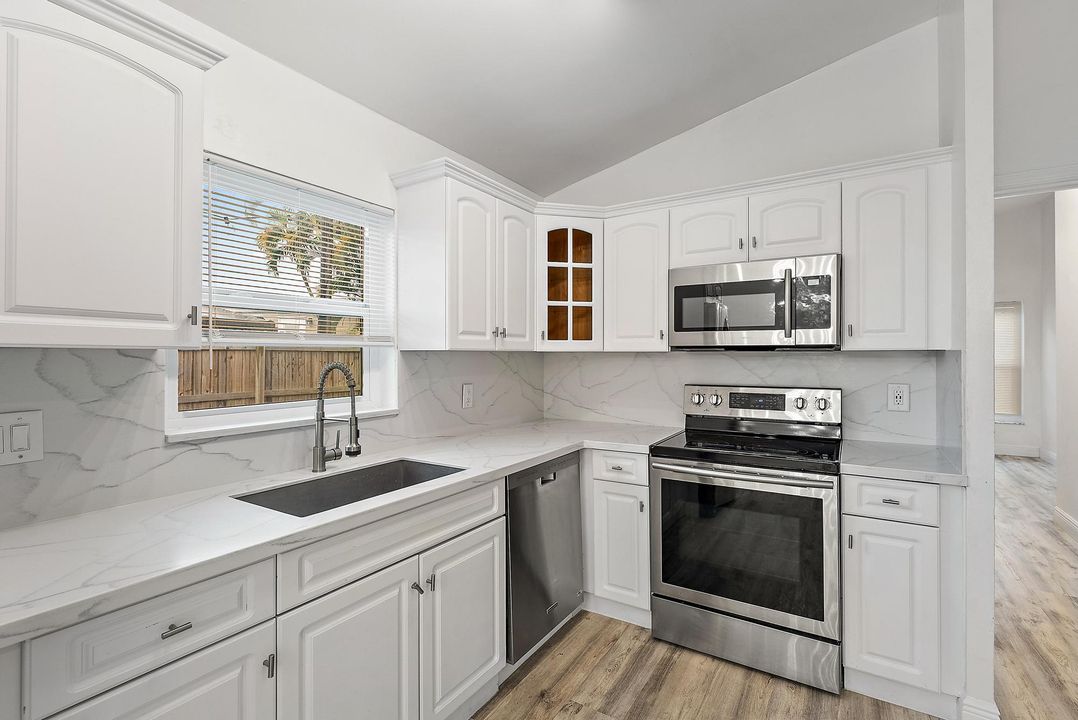 En Renta: $3,300 (3 camas, 2 baños, 1428 Pies cuadrados)