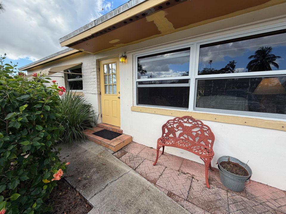 На продажу: $450,000 (3 спален, 2 ванн, 1040 Квадратных фут)