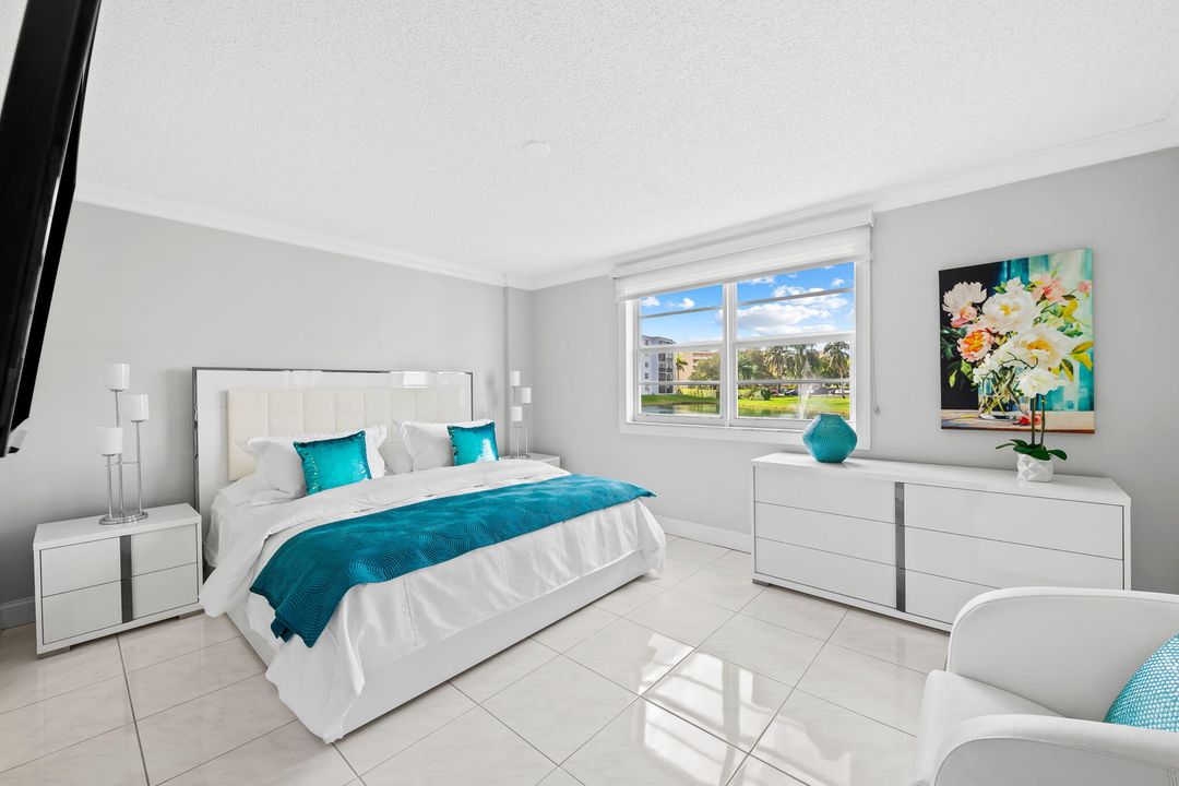 For Sale: $274,000 (2 beds, 2 baths, 1190 Square Feet)