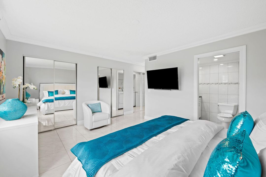 For Sale: $274,000 (2 beds, 2 baths, 1190 Square Feet)