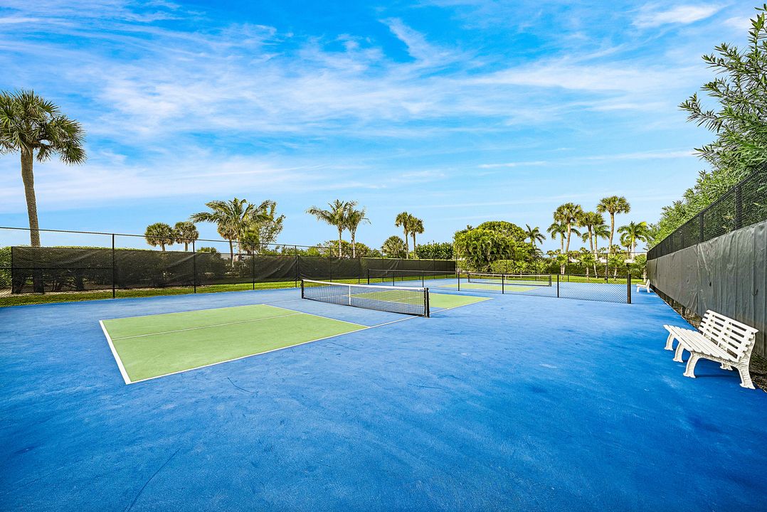 На продажу: $1,695,000 (3 спален, 2 ванн, 2119 Квадратных фут)