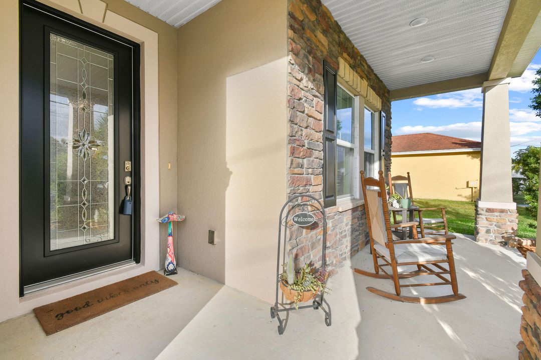 En Venta: $479,000 (3 camas, 2 baños, 1985 Pies cuadrados)