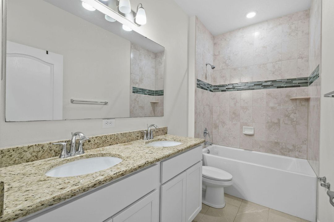 En Venta: $479,000 (3 camas, 2 baños, 1985 Pies cuadrados)