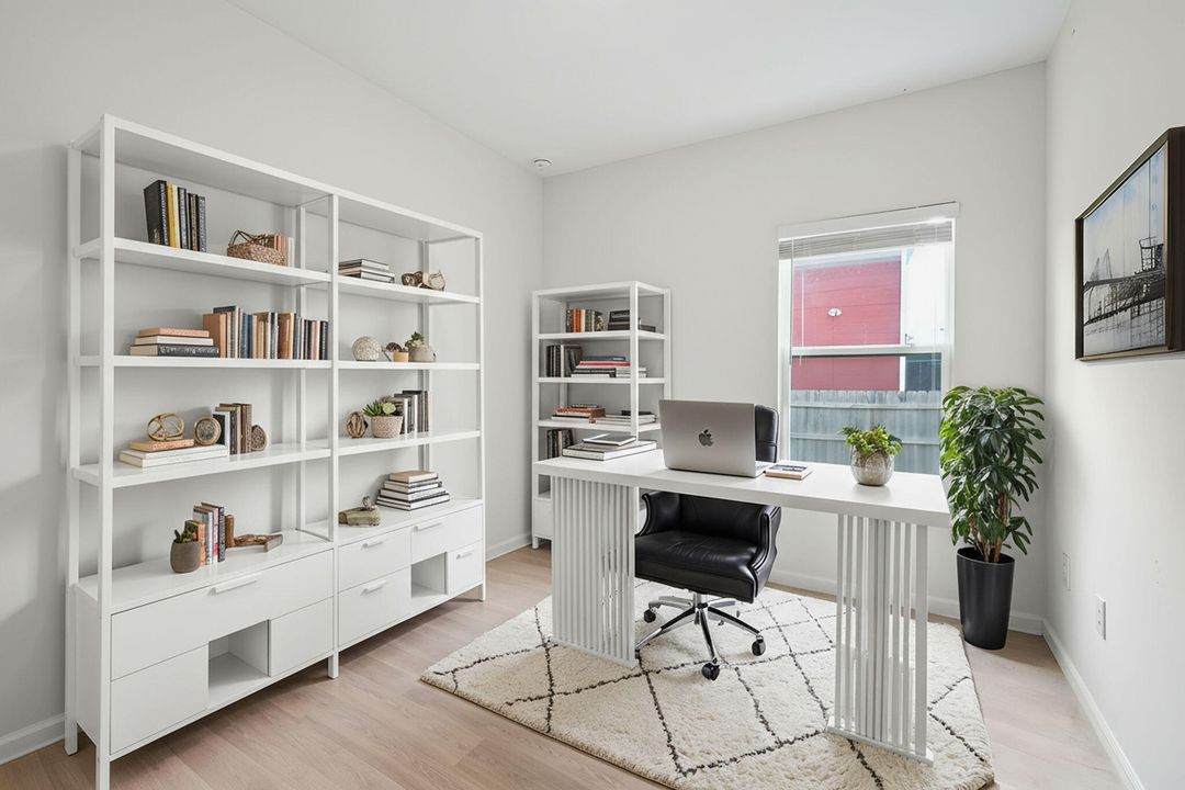 En Venta: $479,000 (3 camas, 2 baños, 1985 Pies cuadrados)