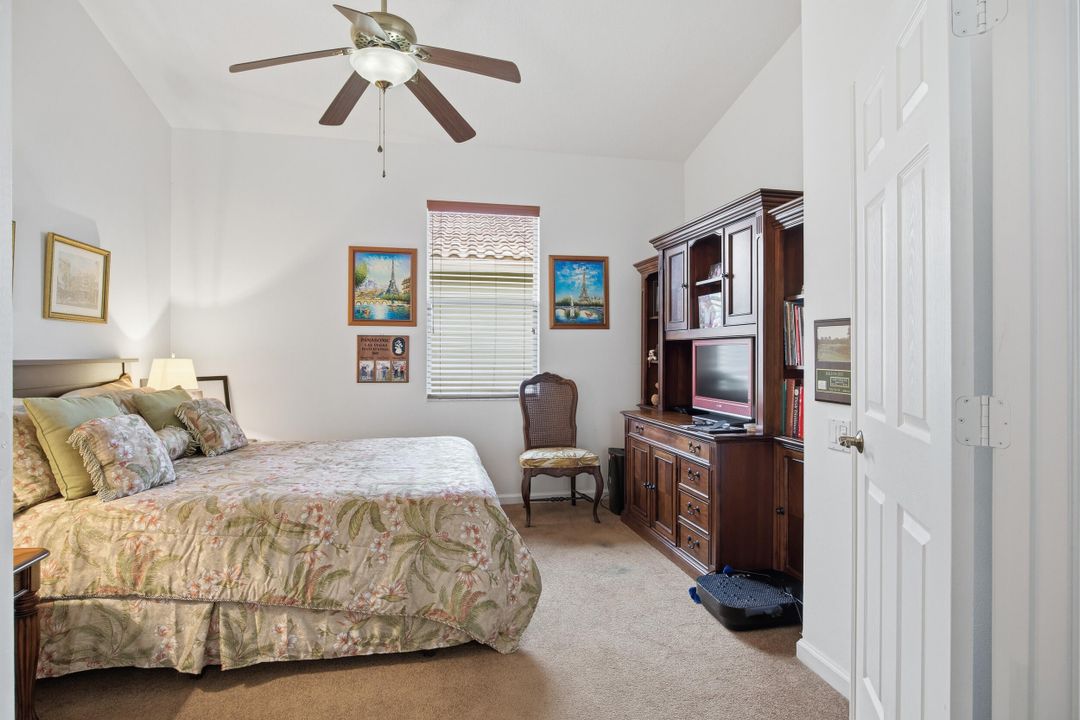 На продажу: $330,000 (2 спален, 2 ванн, 1765 Квадратных фут)