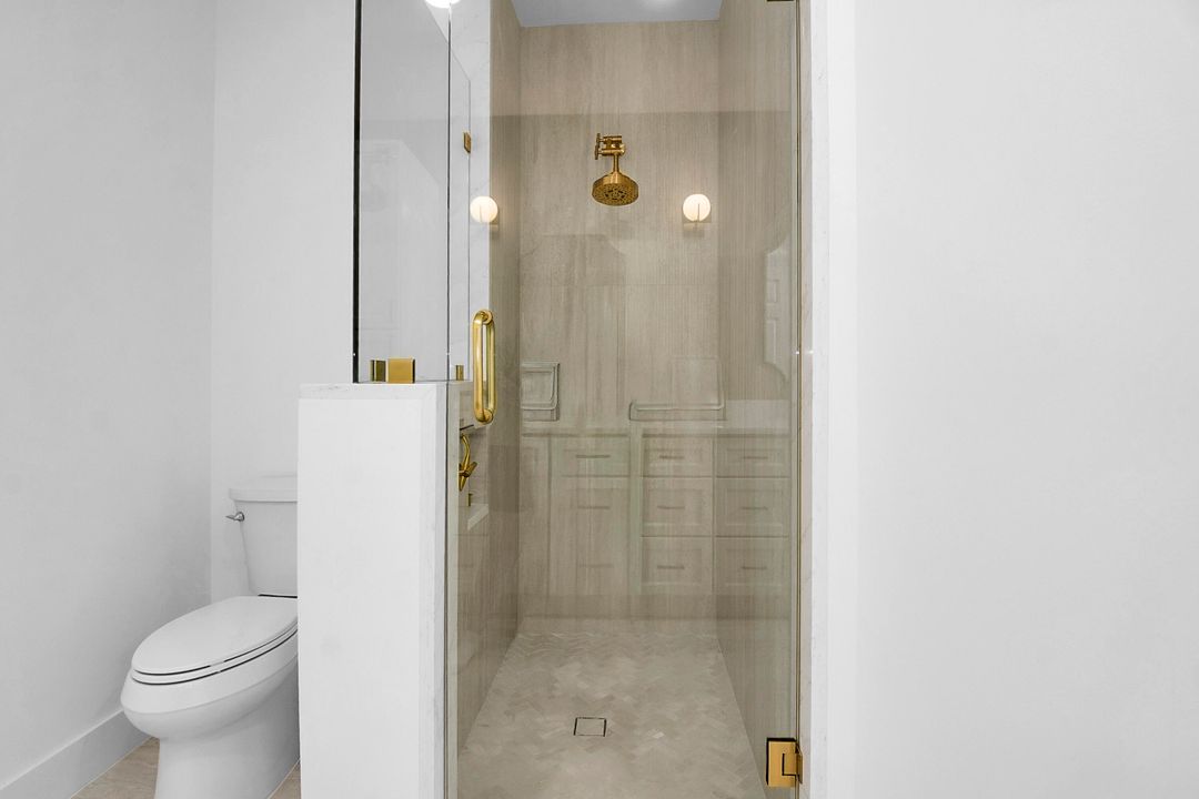 For Rent: $9,500 (3 beds, 2 baths, 1797 Square Feet)