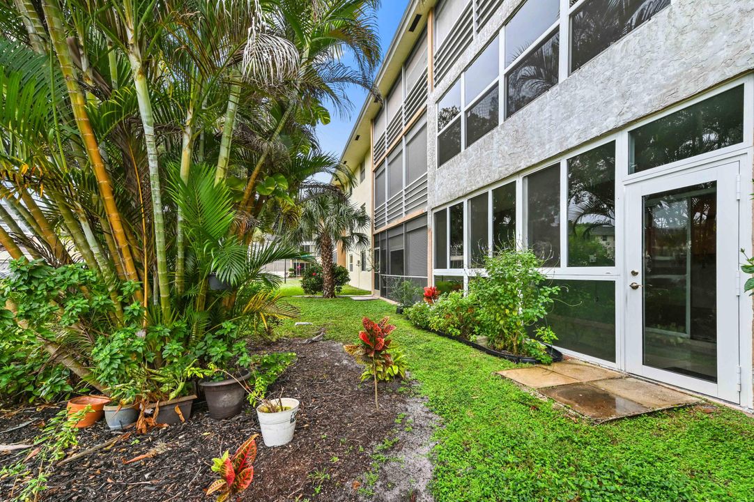 待售: $150,000 (2 贝兹, 2 浴室, 940 平方英尺)