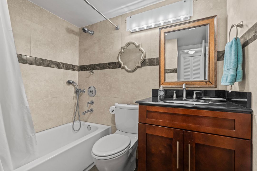 出租: $3,000 (2 贝兹, 2 浴室, 1056 平方英尺)