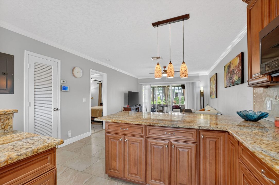 En Venta: $210,000 (2 camas, 1 baños, 982 Pies cuadrados)