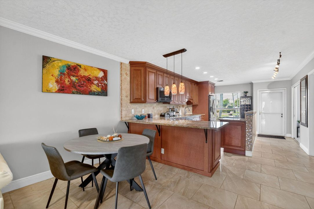 En Venta: $210,000 (2 camas, 1 baños, 982 Pies cuadrados)