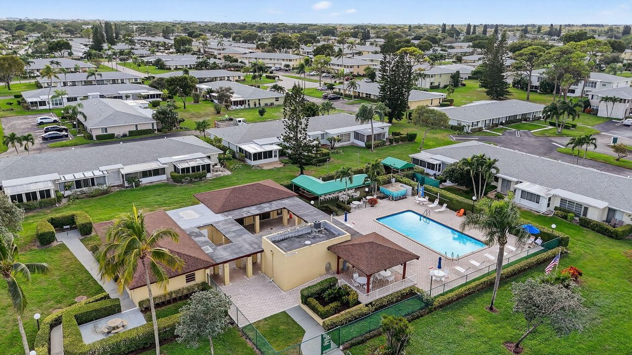 En Venta: $210,000 (2 camas, 1 baños, 982 Pies cuadrados)