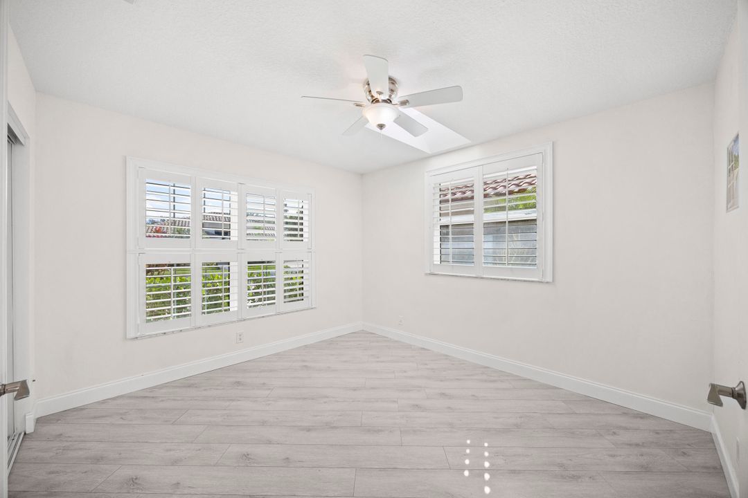 En Venta: $1,125,000 (3 camas, 2 baños, 2003 Pies cuadrados)