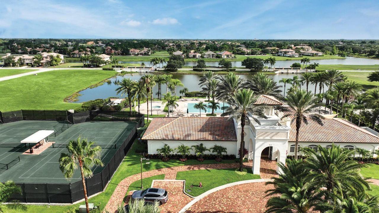 For Sale: $2,005,000 (3 beds, 3 baths, 3580 Square Feet)