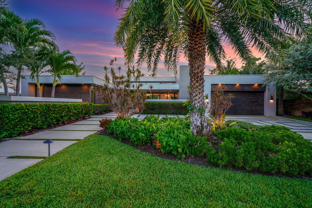 For Rent: $14,000 (4 beds, 4 baths, 3770 Square Feet)