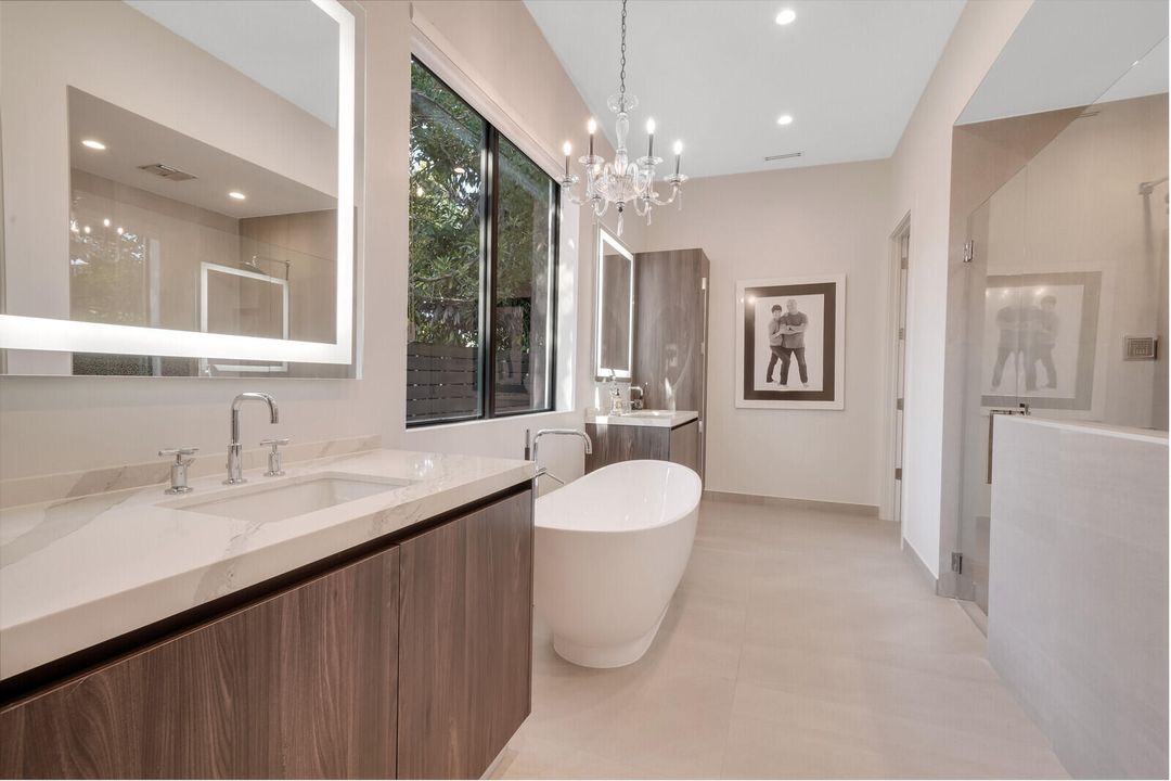 For Rent: $14,000 (4 beds, 4 baths, 3770 Square Feet)