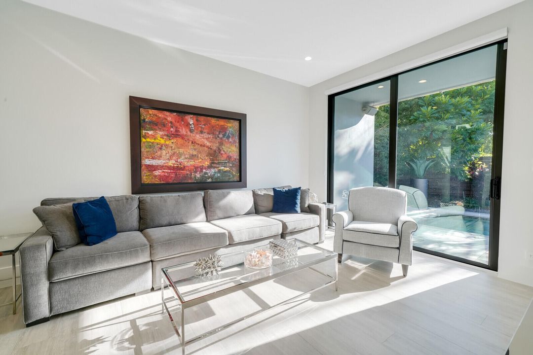 For Rent: $14,000 (4 beds, 4 baths, 3770 Square Feet)