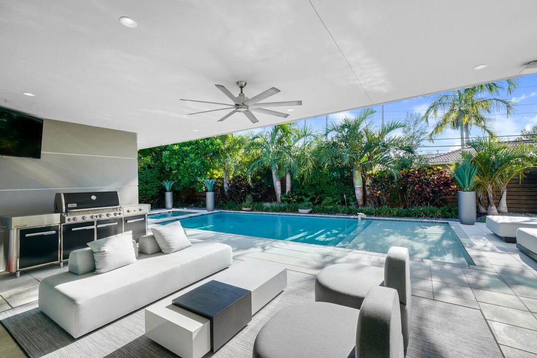 For Rent: $14,000 (4 beds, 4 baths, 3770 Square Feet)