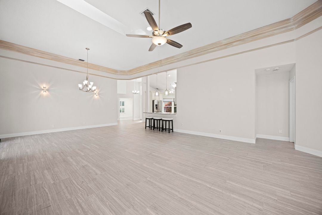 En Venta: $1,125,000 (3 camas, 2 baños, 2003 Pies cuadrados)