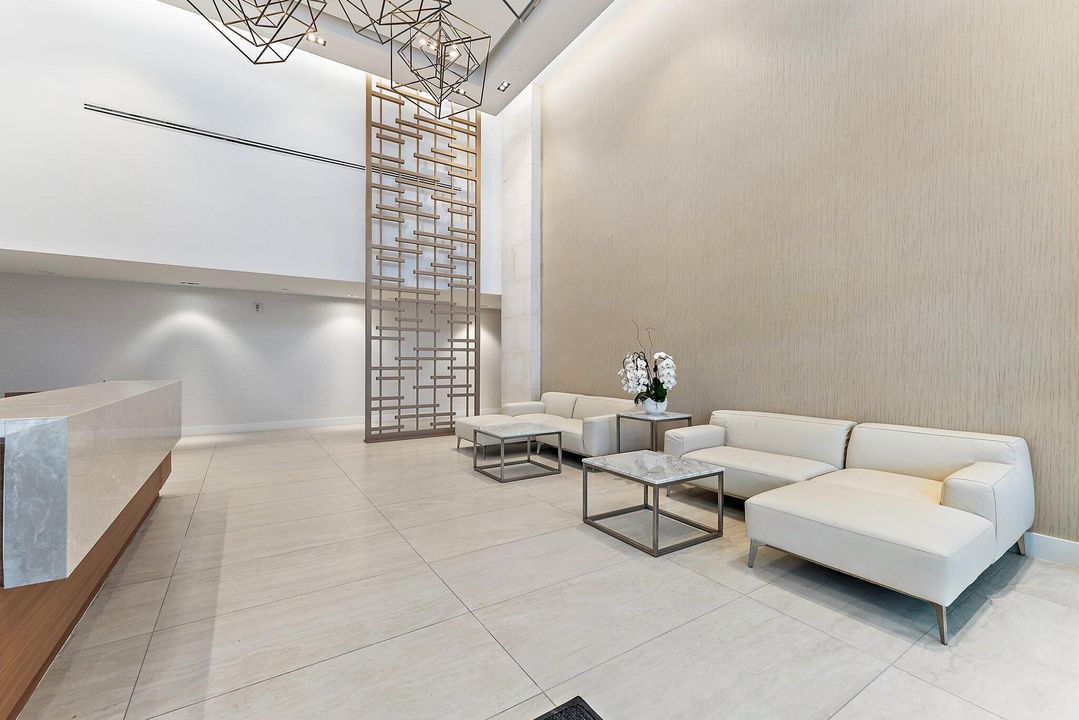 For Rent: $20,000 (2 beds, 2 baths, 1620 Square Feet)