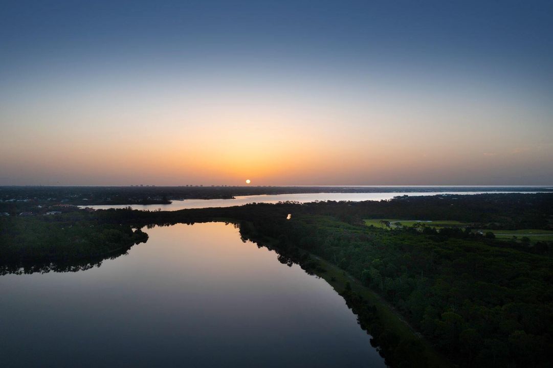 En Venta: $2,075,000 (4 camas, 4 baños, 3549 Pies cuadrados)