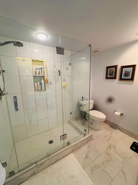 В аренду: $1,700 (2 спален, 2 ванн, 1330 Квадратных фут)