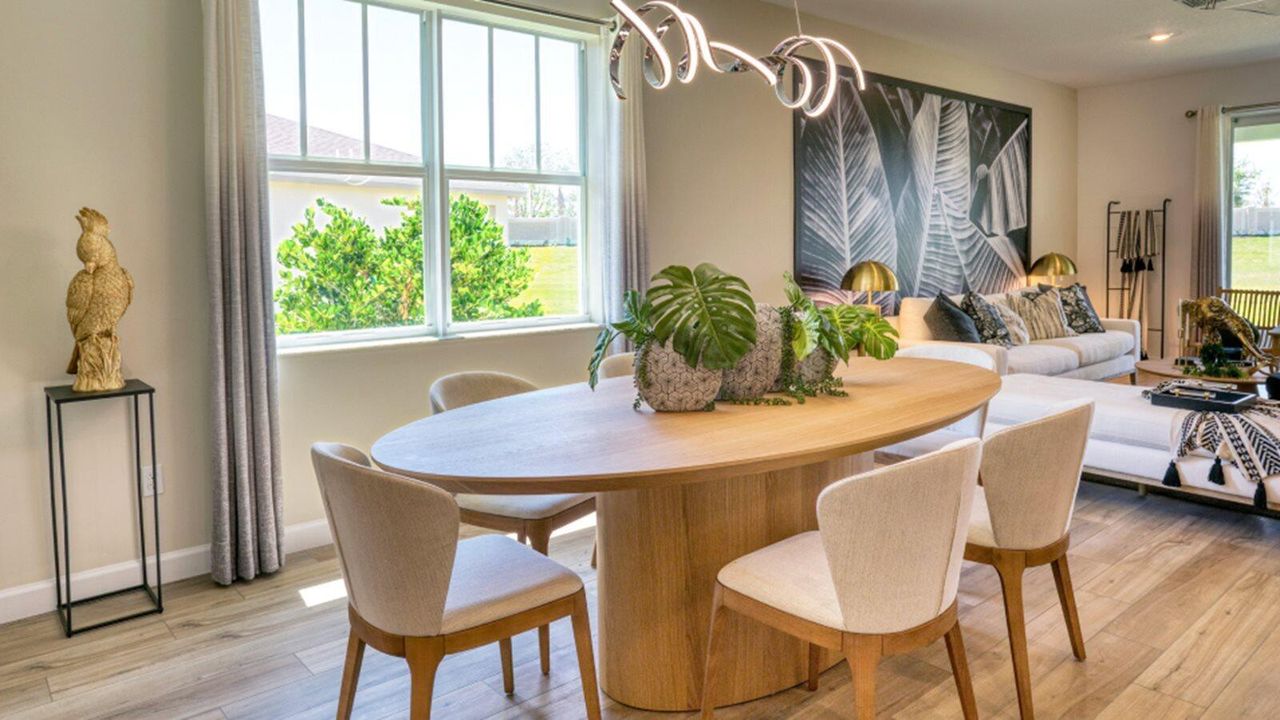 На продажу: $377,630 (3 спален, 2 ванн, 1757 Квадратных фут)