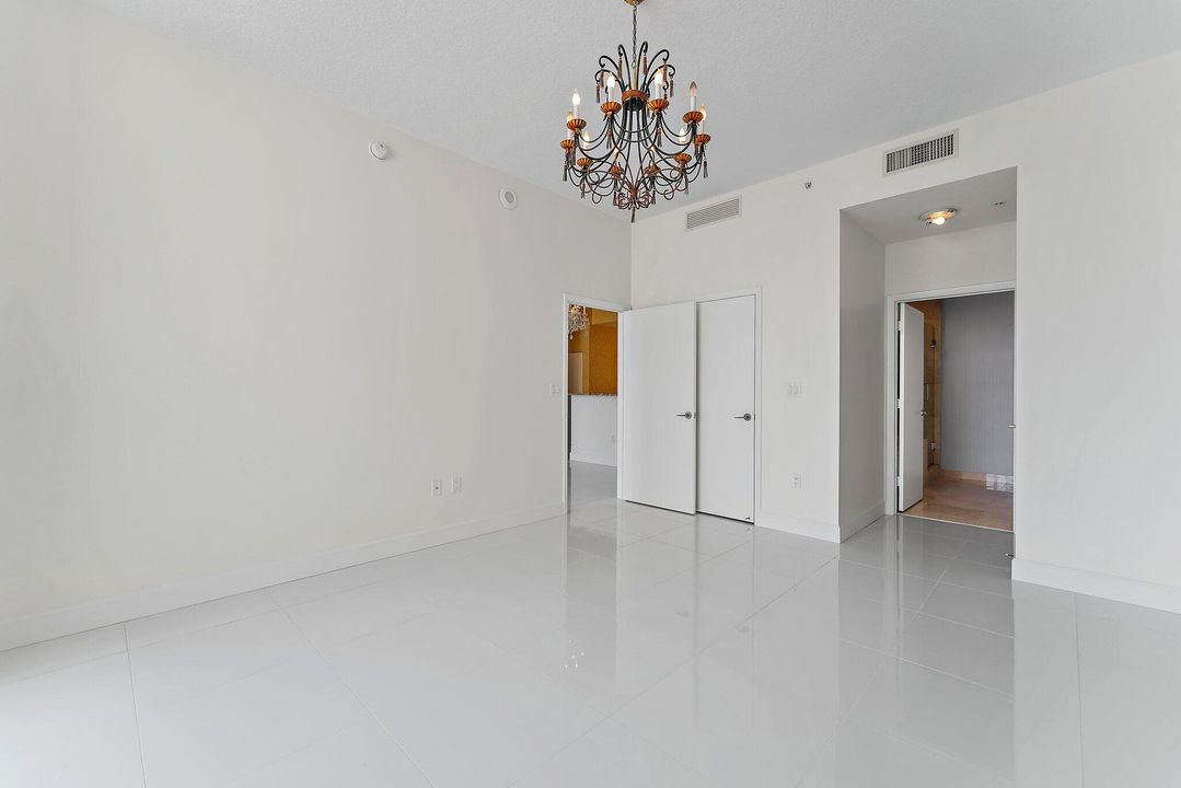 На продажу: $879,000 (2 спален, 2 ванн, 1205 Квадратных фут)