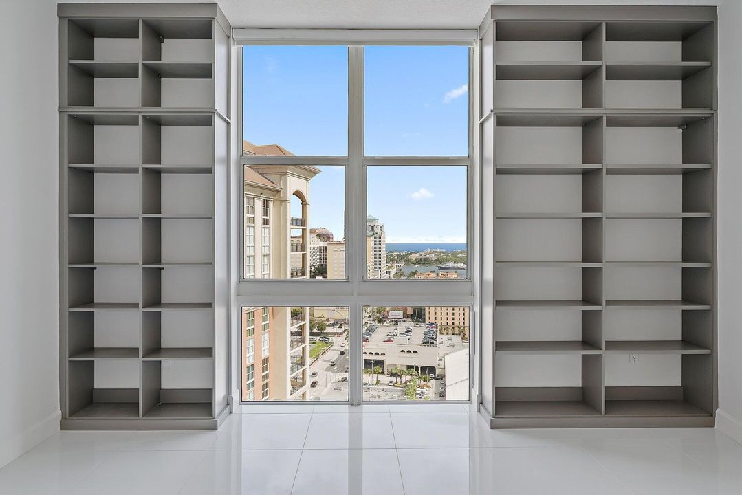 На продажу: $879,000 (2 спален, 2 ванн, 1205 Квадратных фут)